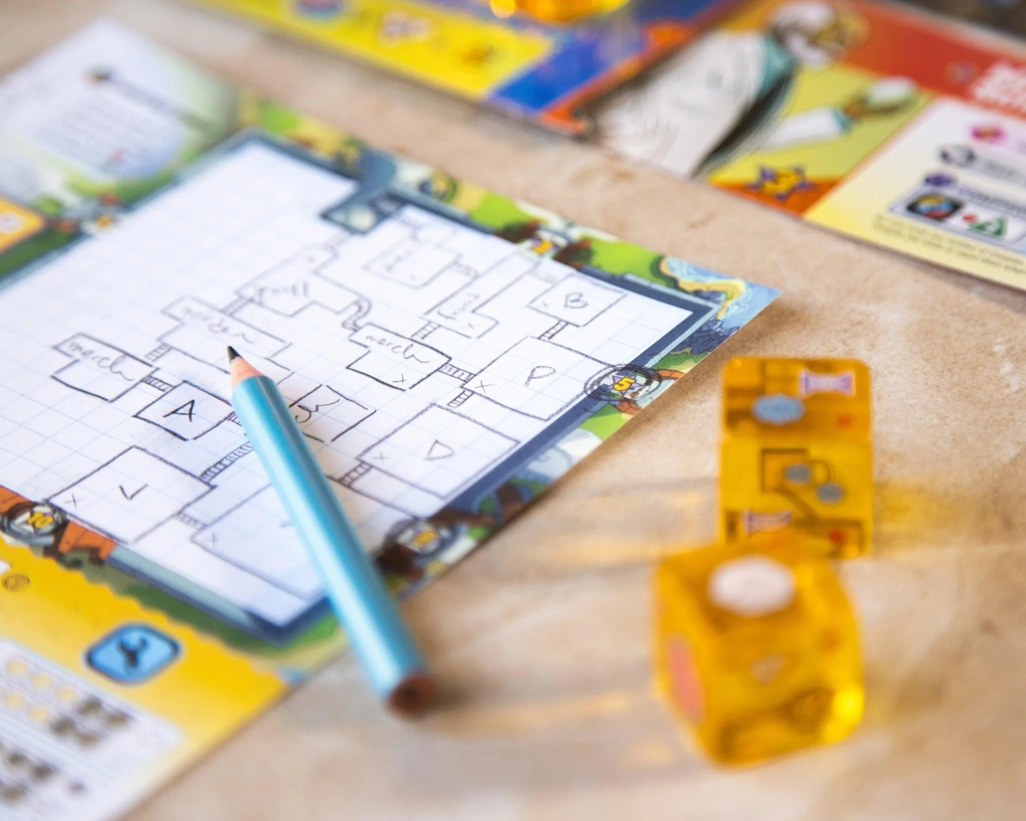Dinosaur Island: Rawr 'n Write (Retail Edition) - Image 4