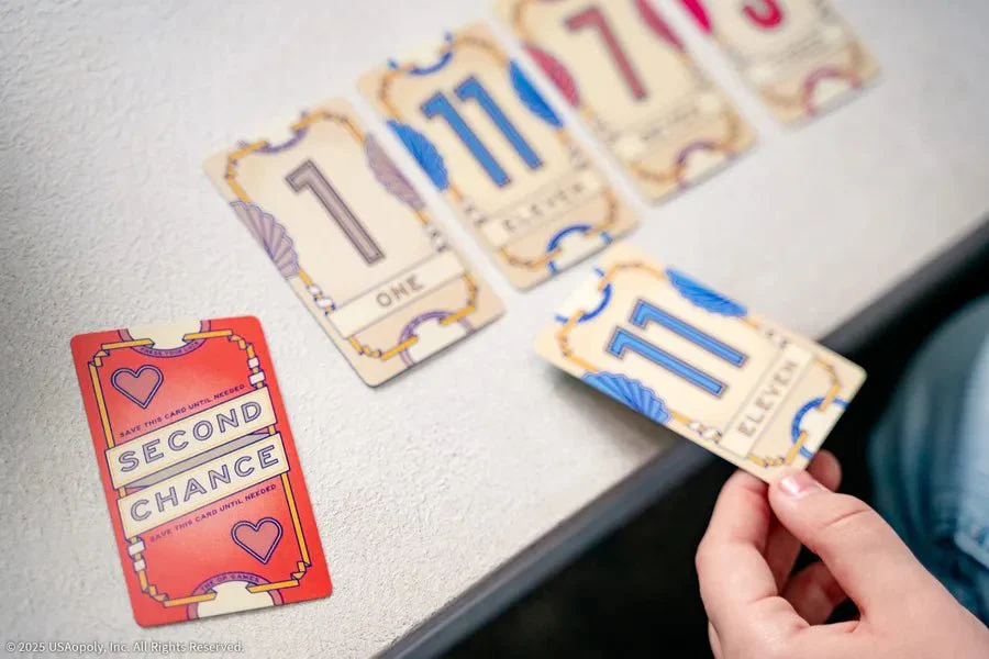 Flip 7 - The Ultimate Press Your Luck Card Game - Image 3