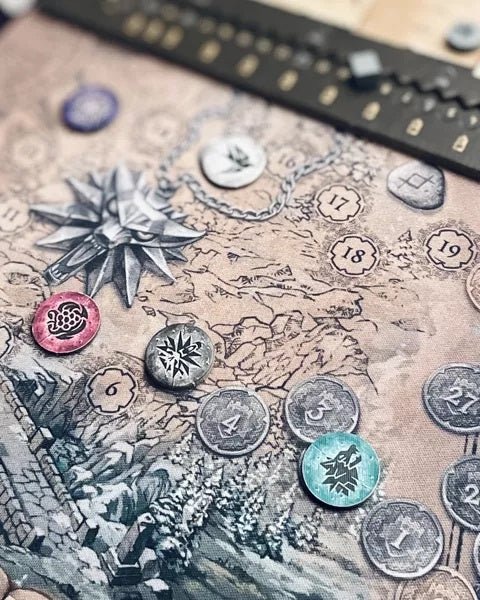 Witcher Paths Of Destiny Deluxe Edition - Image 5